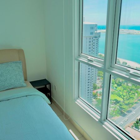 Gurney Drive Mansion One Serviced Apartment George Town Habitación foto